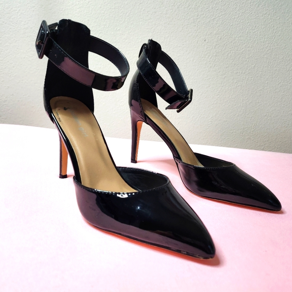 Madden Girl Heels Black Pointy 8.5